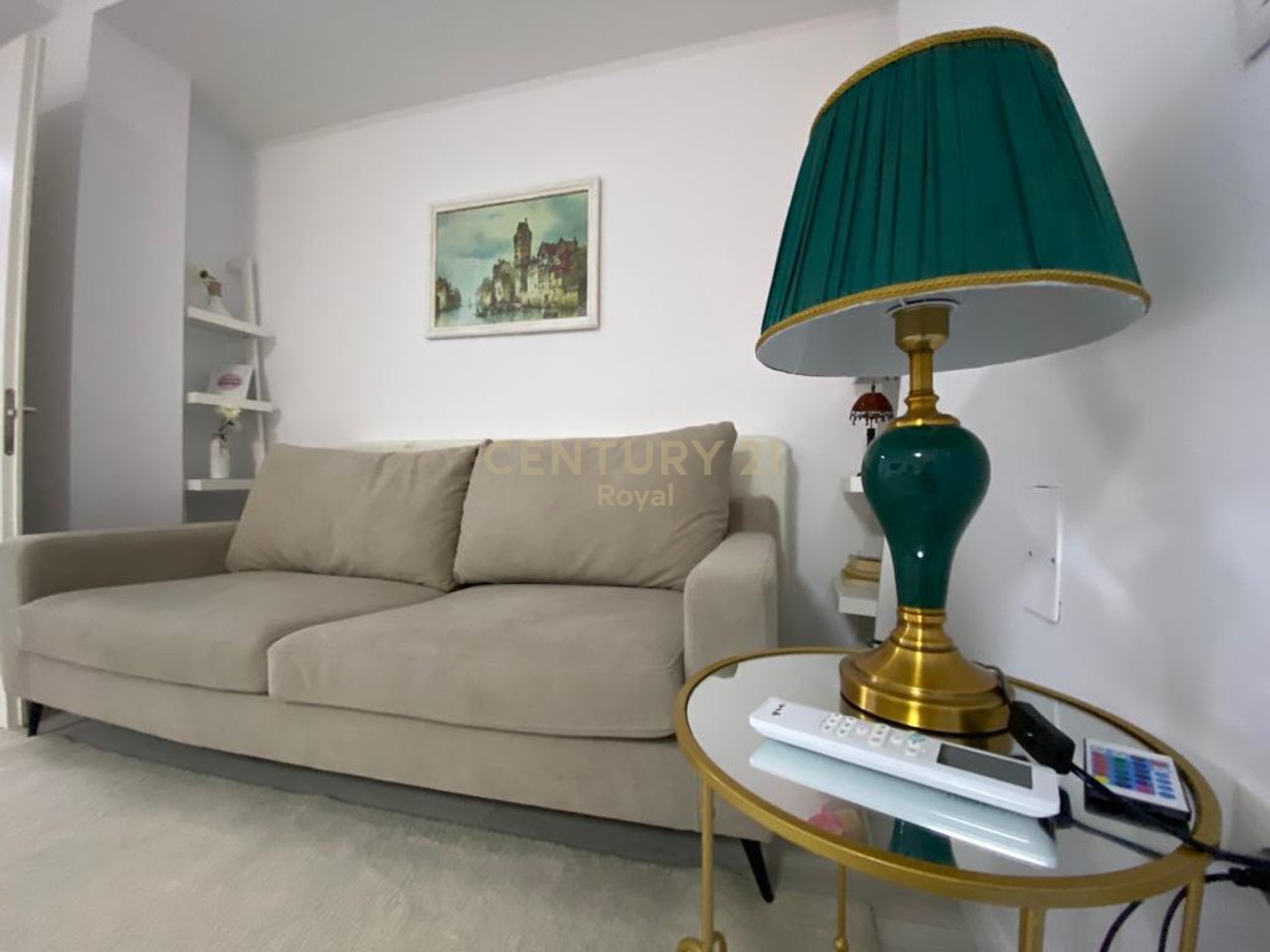 IN AFFITTO APPARTAMENTO 1+1 A BLLOK VICINO ALLA LIBRERIA UNIVERSITARIA