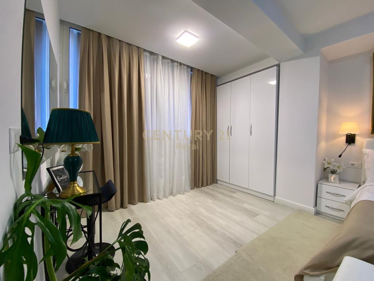 IN AFFITTO APPARTAMENTO 1+1 A BLLOK VICINO ALLA LIBRERIA UNIVERSITARIA