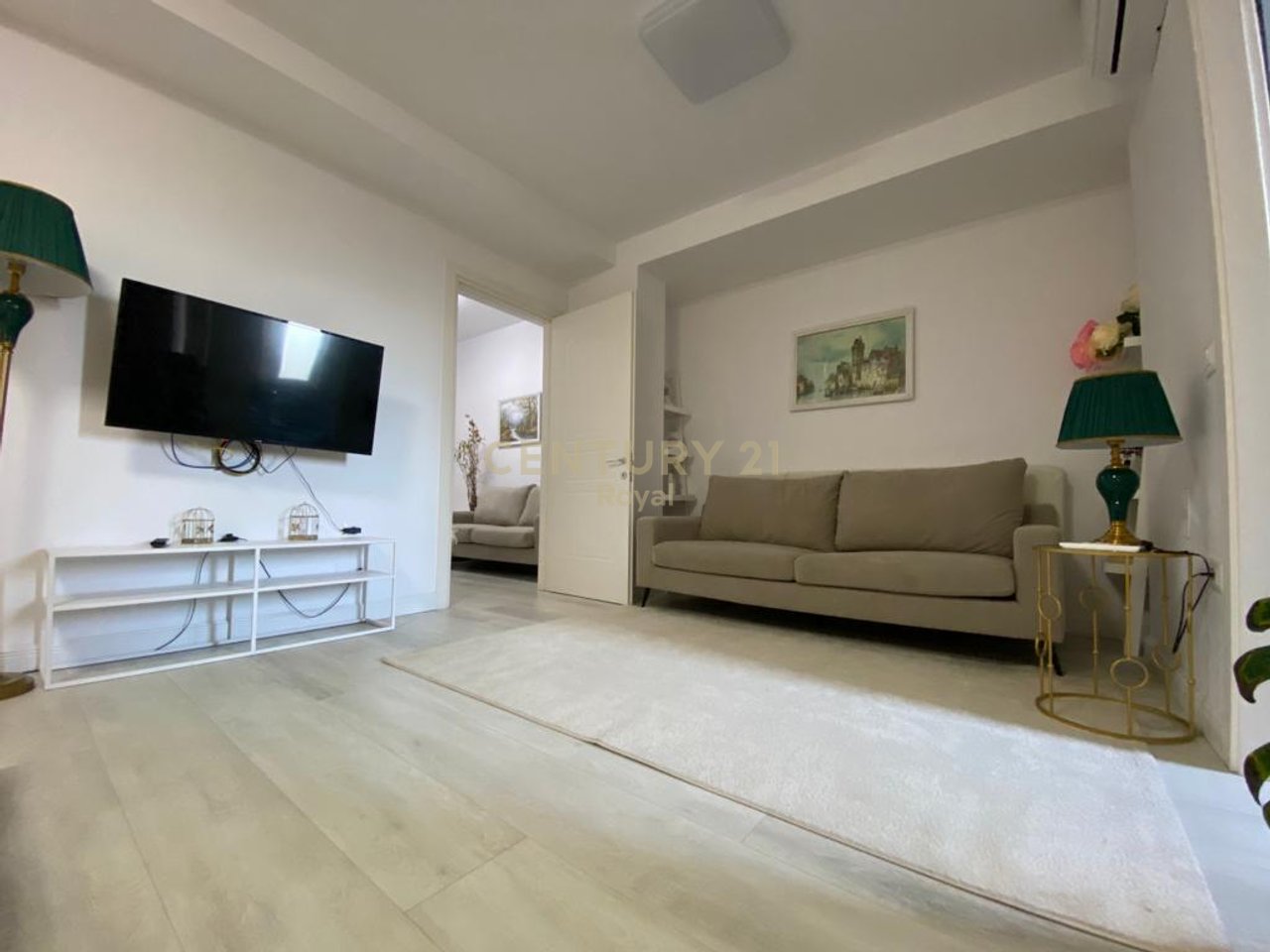 IN AFFITTO APPARTAMENTO 1+1 A BLLOK VICINO ALLA LIBRERIA UNIVERSITARIA