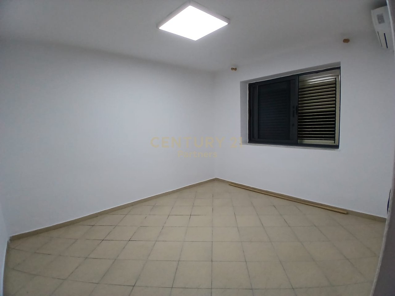 APARTMENT FOR RENT NEAR THE MINISTRY OF EDUCATION – IDEAL FOR RESIDENCE, OFFICE, AND CLINIC