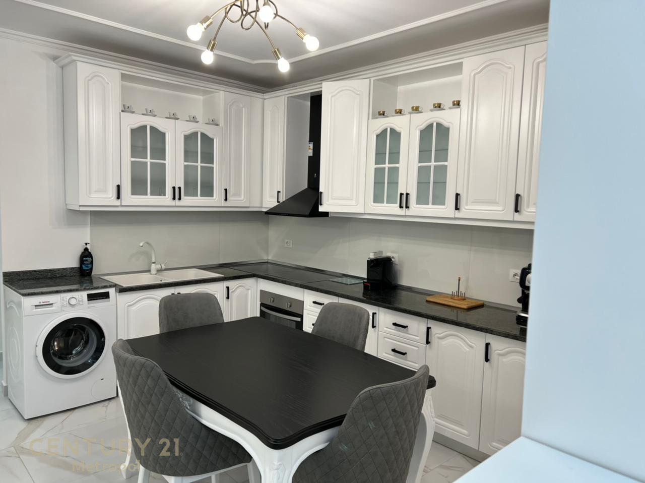 2+1 apartment for rent, near Willson square.