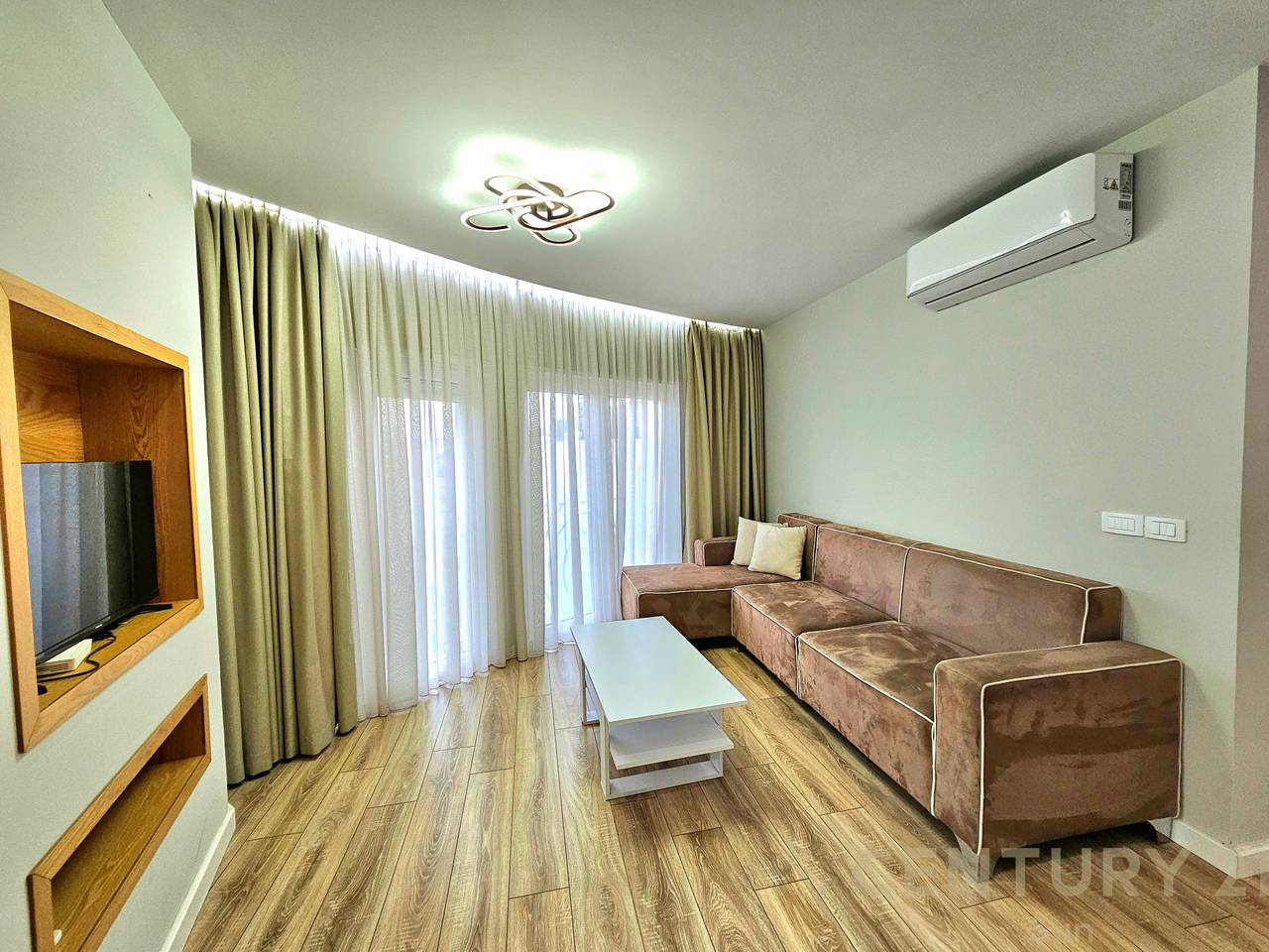 APARTAMENT 2+1 PER SHITJE TEK KODRA E DIELLIT!
