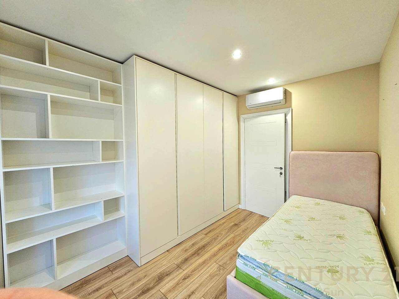 APARTAMENT 2+1 PER SHITJE TEK KODRA E DIELLIT!