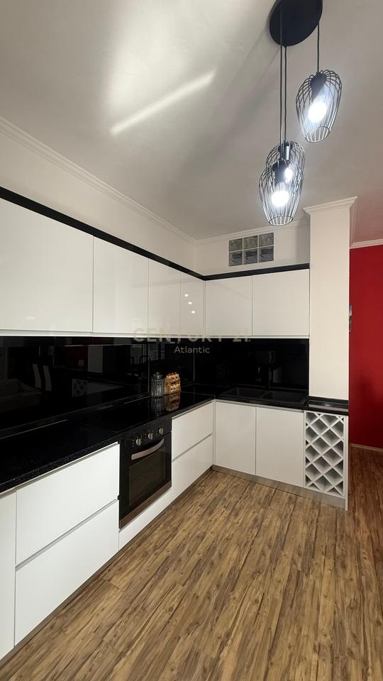 Apartament 1+1 Me Qira në Plazh, Durrës - 350€ | 80 m²