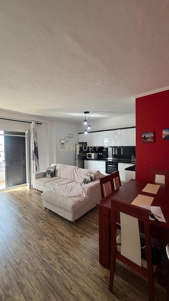 Apartament 1+1 Me Qira në Plazh, Durrës - 350€ | 80 m²