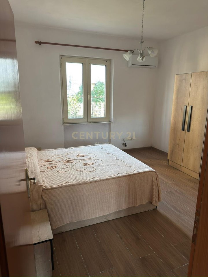 Apartament 1+1 Me Qira në Plazh, Durrës - 350€ | 80 m²