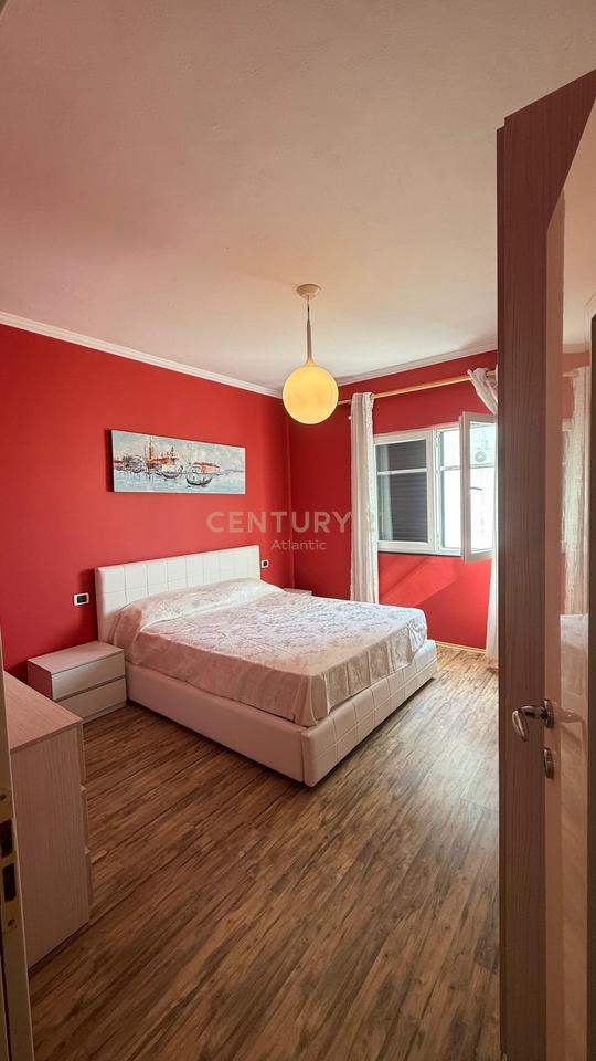 Apartament 1+1 Me Qira në Plazh, Durrës - 350€ | 80 m²