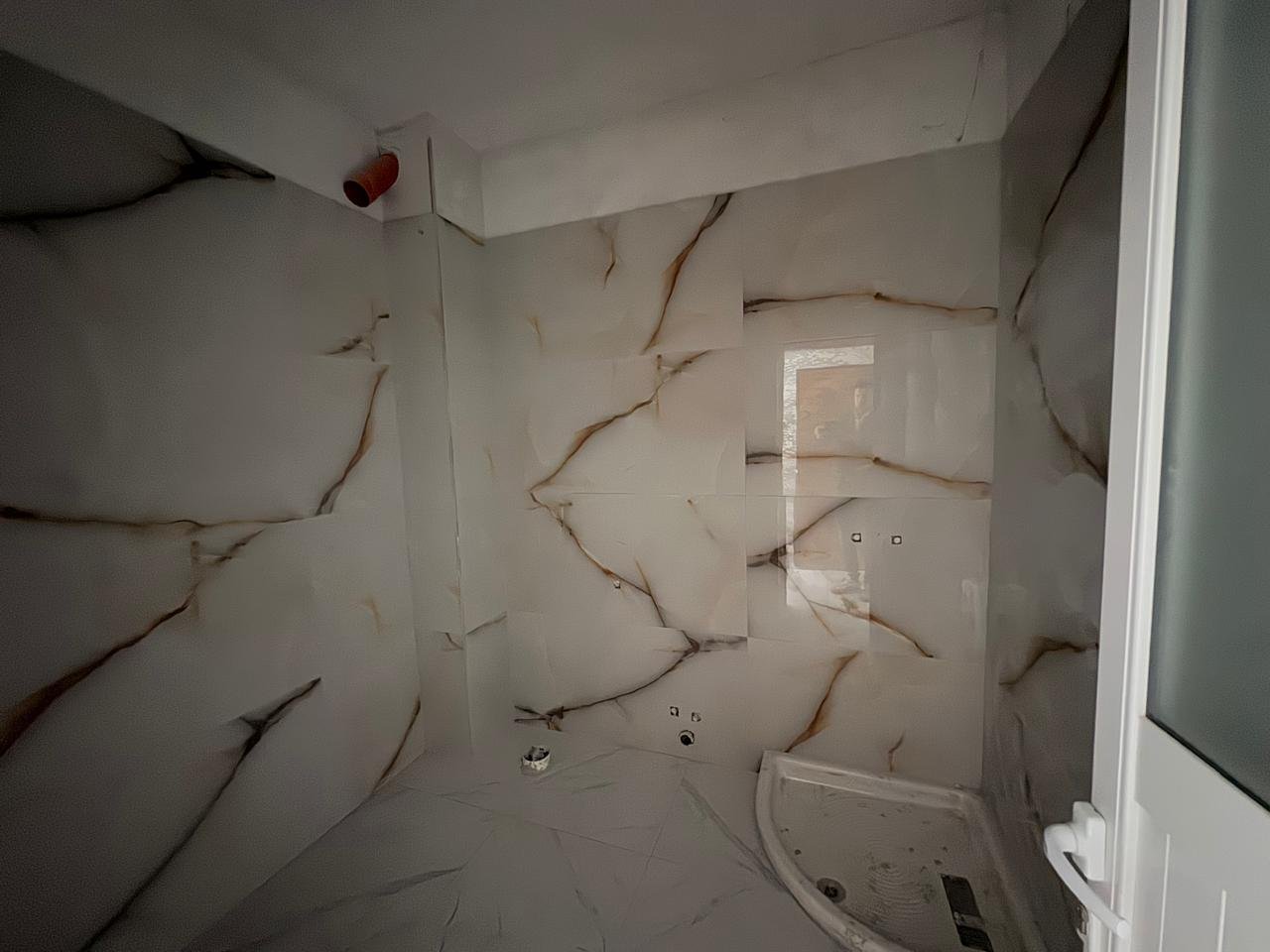 SHITET APARTAMENT 1+1 ,ME PAMJE NE DET,NE QENDER TE ORIKUMIT!