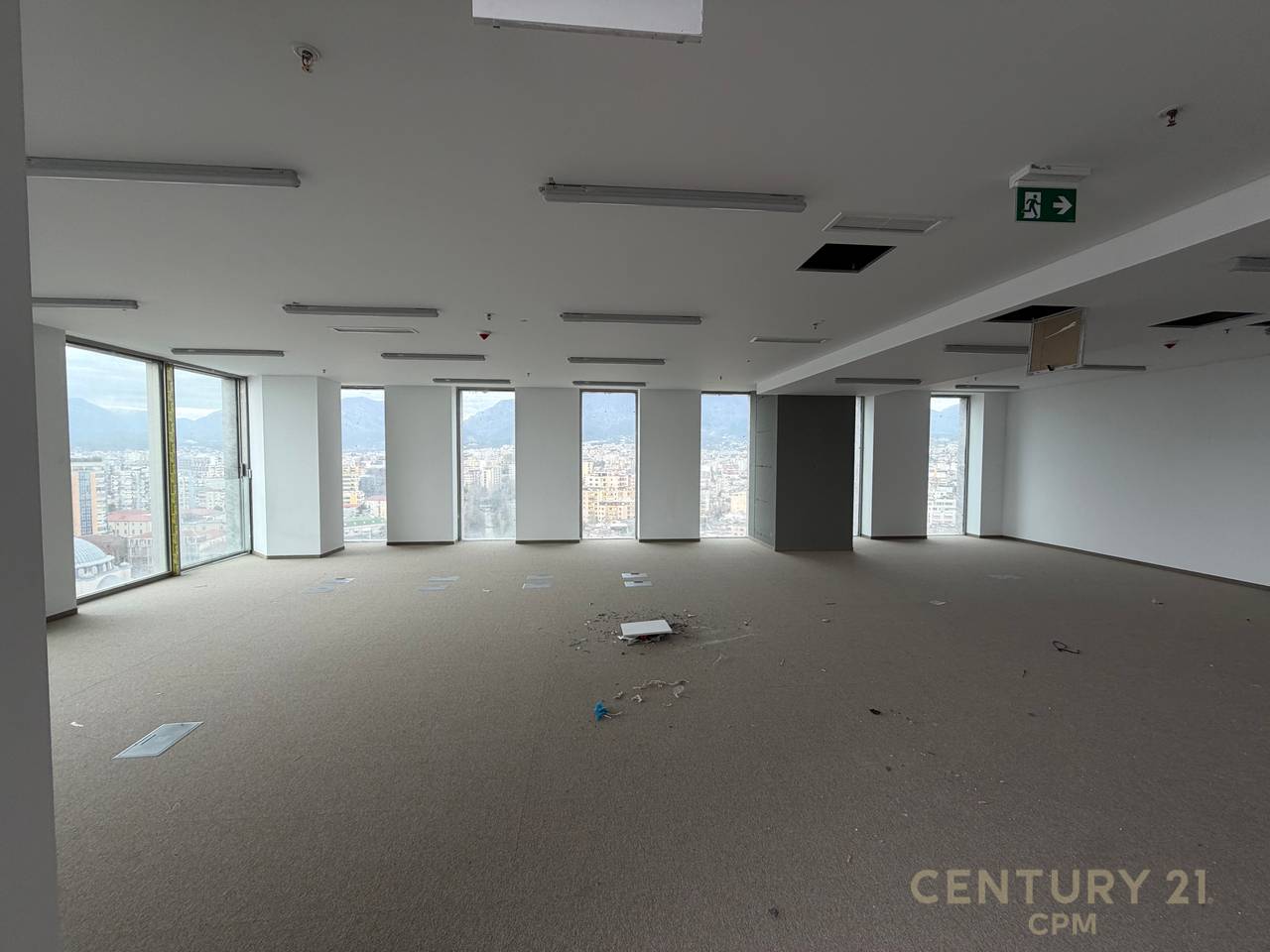 Ambient per zyre me qira tek Downtown One!