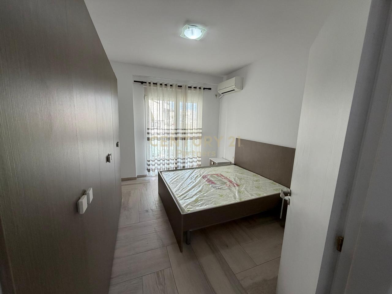 APARTMENT 2+1+2 + PARKING SPACE FOR RENT AT DRY LAKE