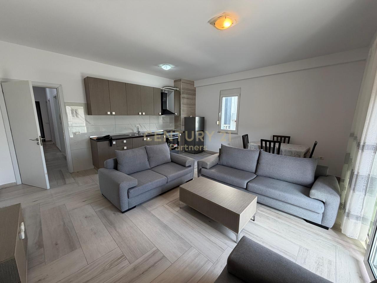 APARTMENT 2+1+2 + PARKING SPACE FOR RENT AT DRY LAKE