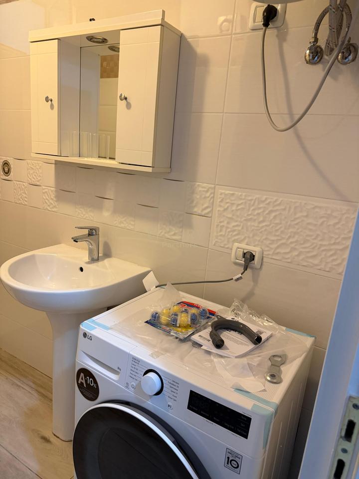 APARTMENT 2+1+2 + PARKING SPACE FOR RENT AT DRY LAKE