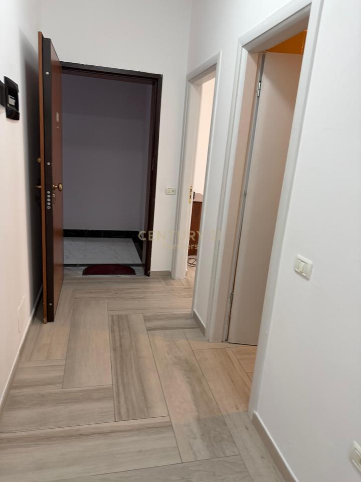 APARTMENT 2+1+2 + PARKING SPACE FOR RENT AT DRY LAKE