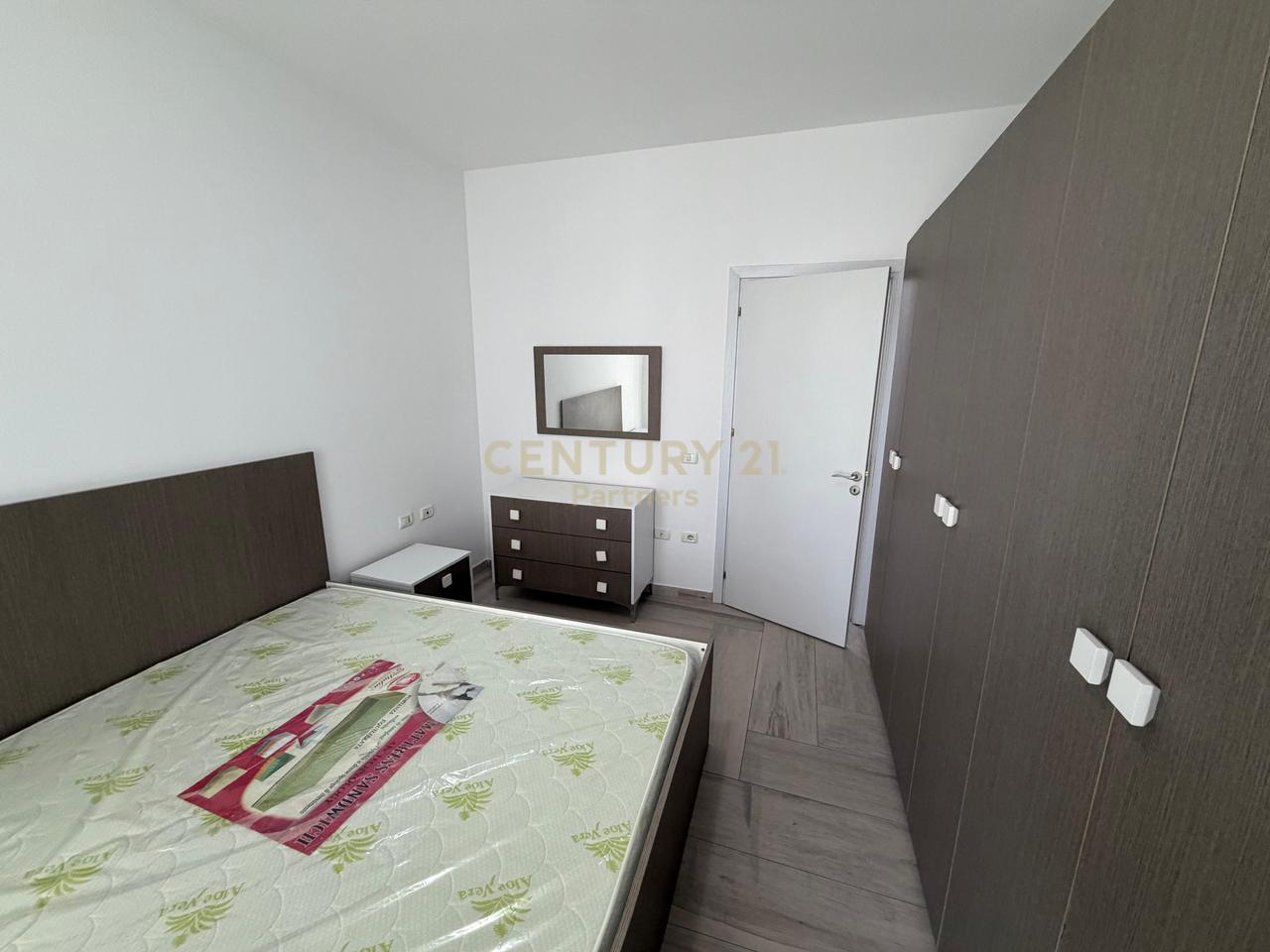 APARTMENT 2+1+2 + PARKING SPACE FOR RENT AT DRY LAKE