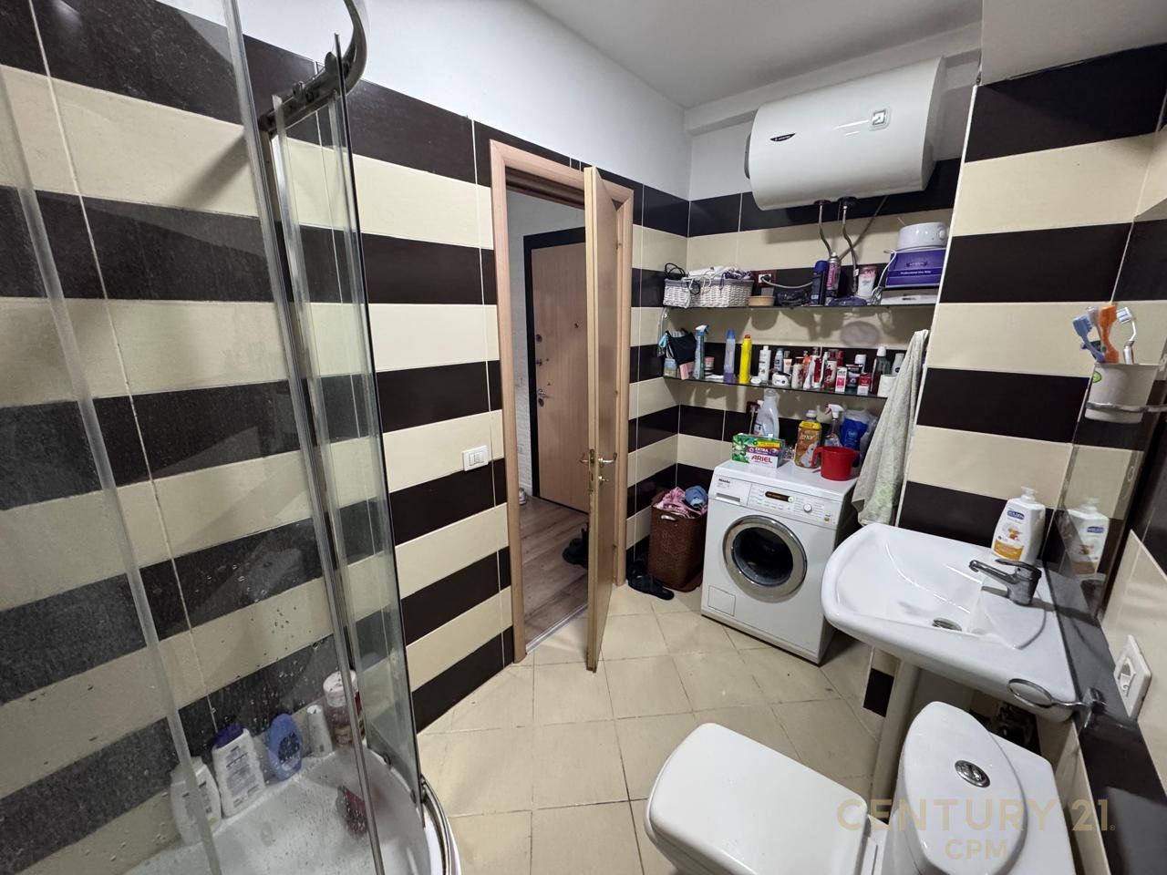 1+1 Apartment For Sale in Fresku, Tirana