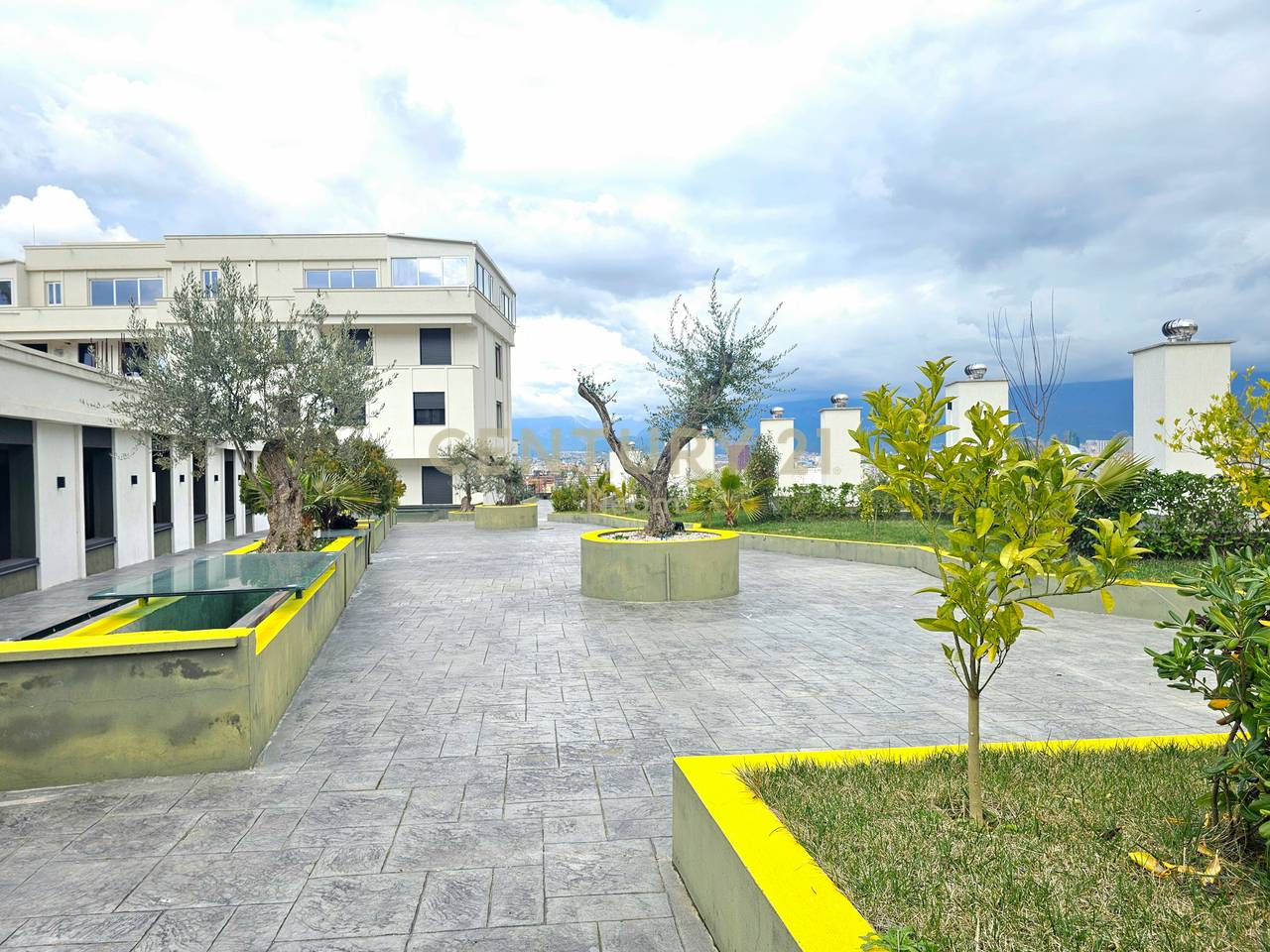 2+1 APARTMENT FOR SALE – KODRA E DIELLIT