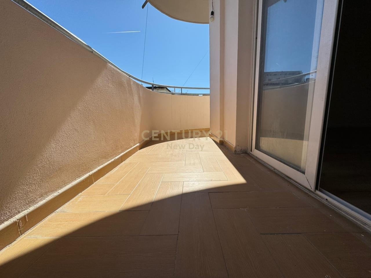 Apartament 2 +1+2T+ 2 Ballkone Për Shitje në Lagja nr.6, Durrës - 159,000€ | 126 m²