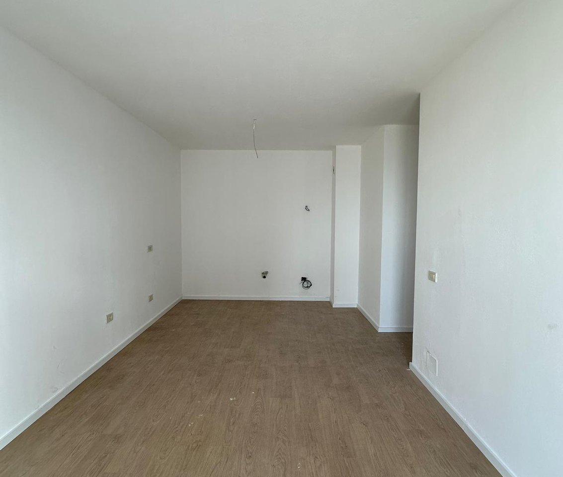 APPARTAMENTO 1+1 UFFICIO IN AFFITTO AL GOLDEN TOWER RESIDENCE!