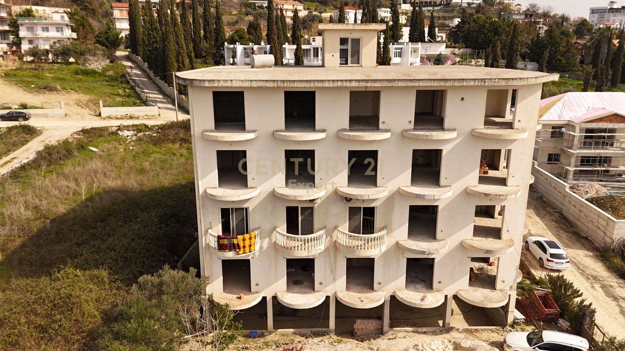 APPARTAMENTO 1+1+POSTO AUTO IN VENDITA A GOLEM