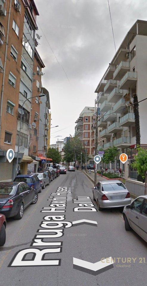 PARKING SPOT NUMBER TWO, AT BRRAKA!