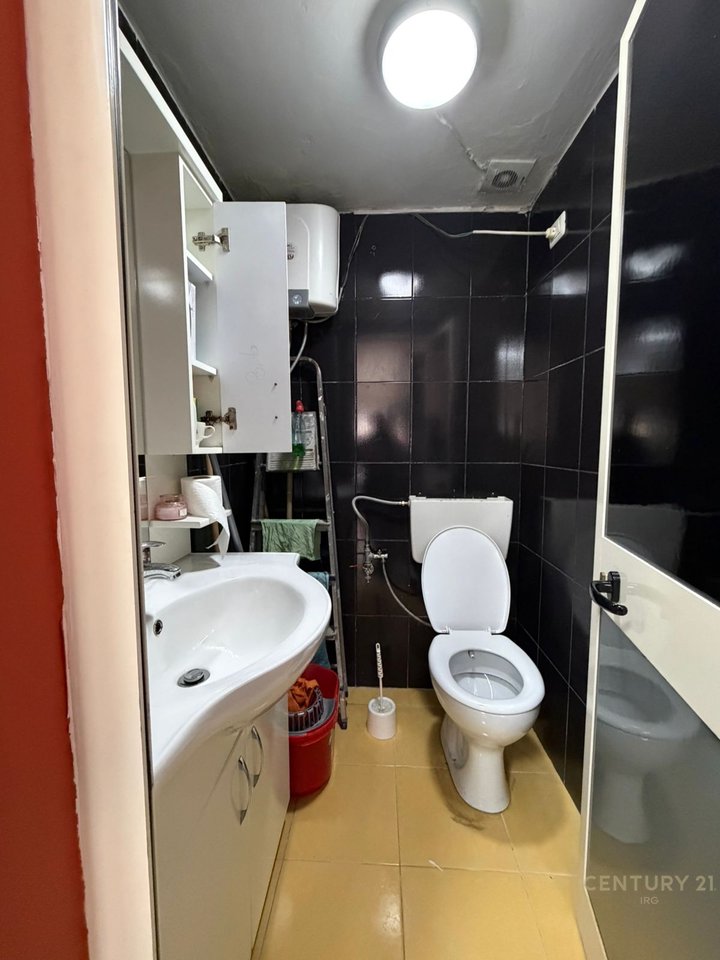 Njesi Sherbimi per shitje!