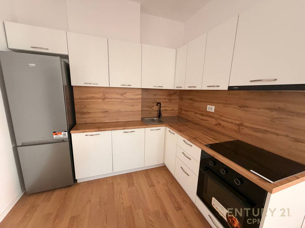 NE ZOG TE ZI JEPET PER QIRA APARTAMENT 2+1+2 !