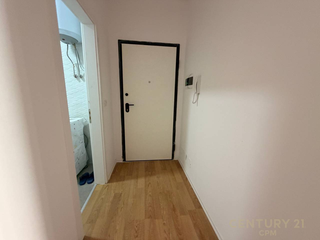 NE ZOG TE ZI JEPET PER QIRA APARTAMENT 2+1+2 !