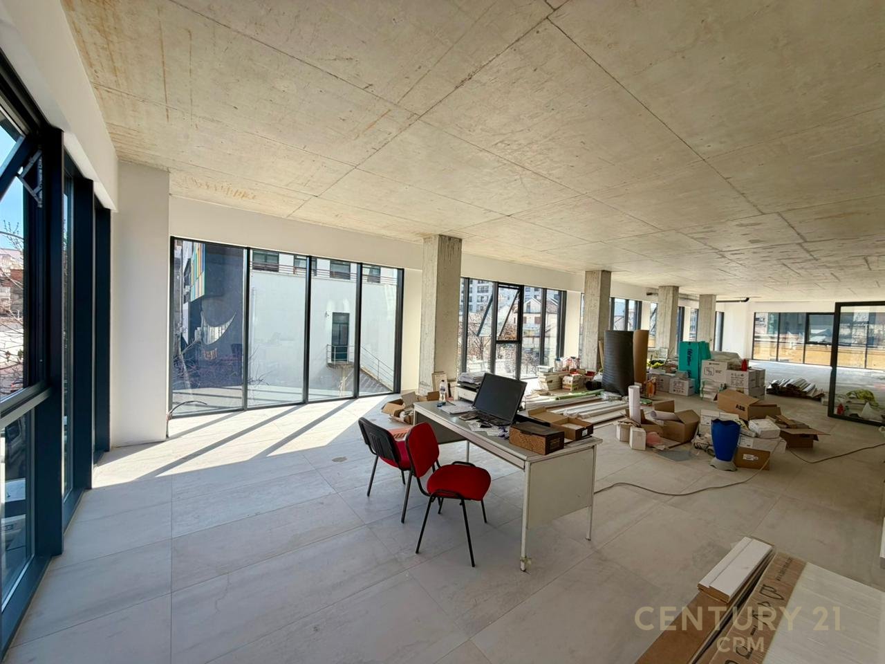 AMBIENT 250 METERS OPEN SPACE IN FRONT OF BARRICADE ROAD FOR RENT!