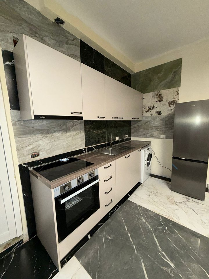 APARTAMENT 1+1 ME QIRA, TE KAIMI, ALI DEMI