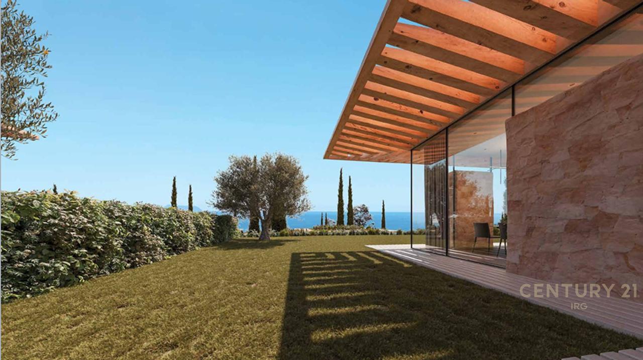 Vile 2-Katëshe me Pishinë në Dhermi