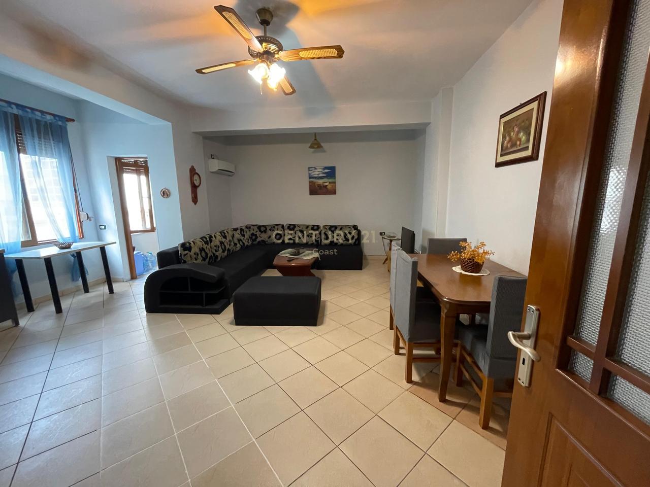 JEPET ME QIRA APARTAMENT ME HAPESIRE TE BOLLSHME  1+1 KATI I 2-TE