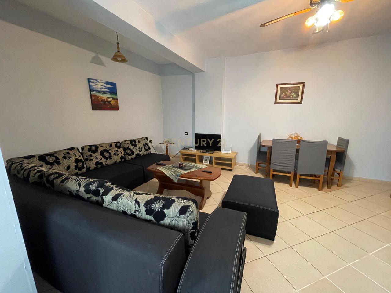 JEPET ME QIRA APARTAMENT ME HAPESIRE TE BOLLSHME  1+1 KATI I 2-TE