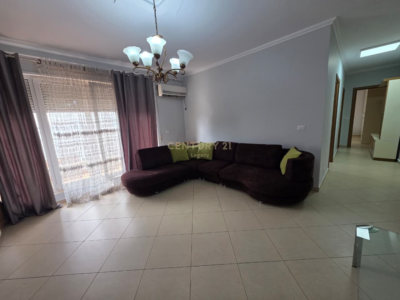Jepet me qira Apartament 2+1+depo  Kompleksi Gener 2