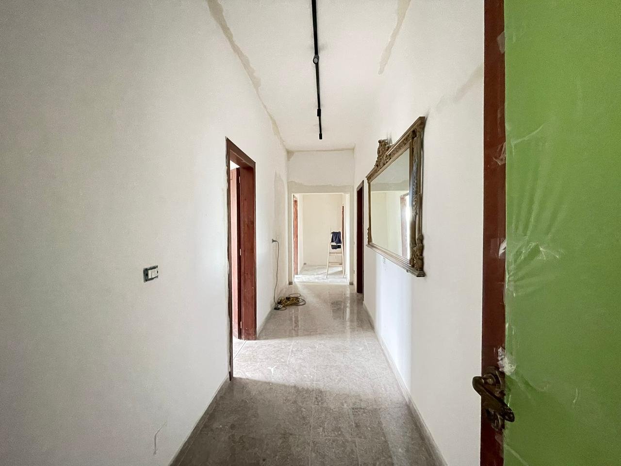 SHITET HOTEL NE PANAJA, VLORE!