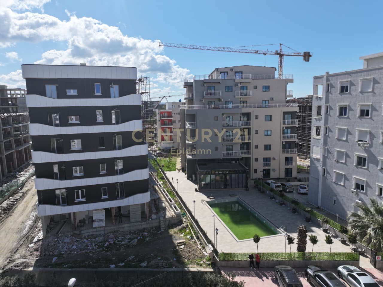 2+1 Apartment for Sale in West Coast Residence – Only 300m from the Sea