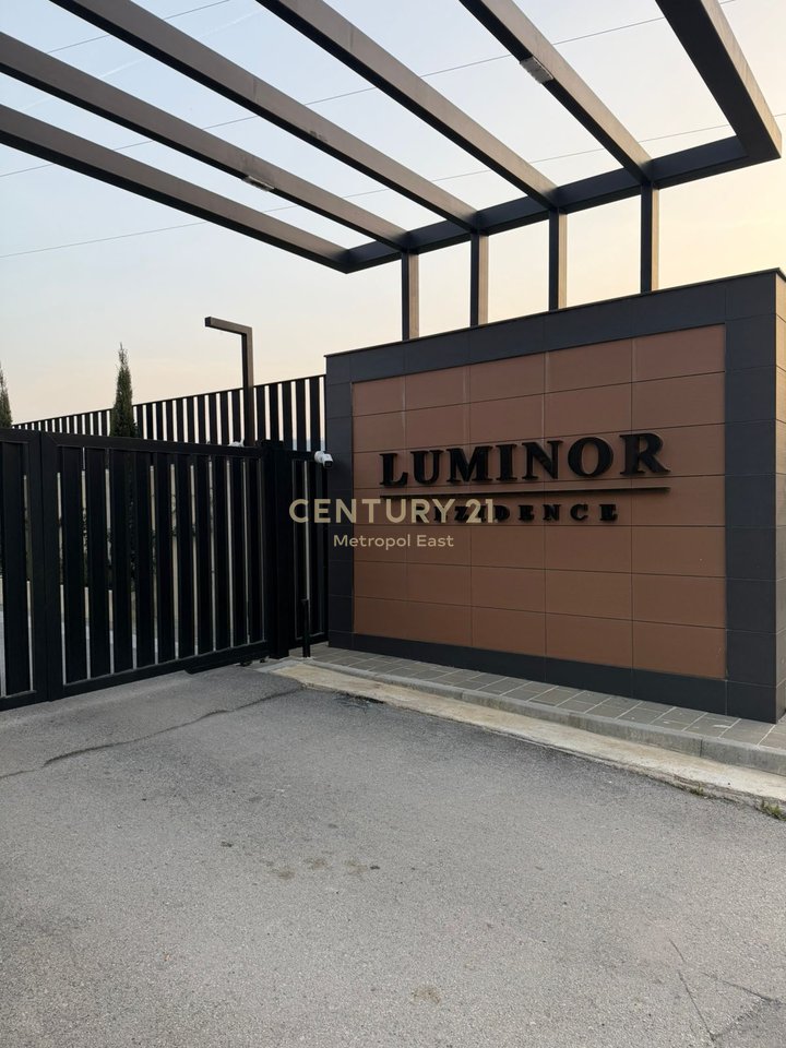 Vilë luksoze Smart Home për shitje në Luminor Residence – pranë TEG