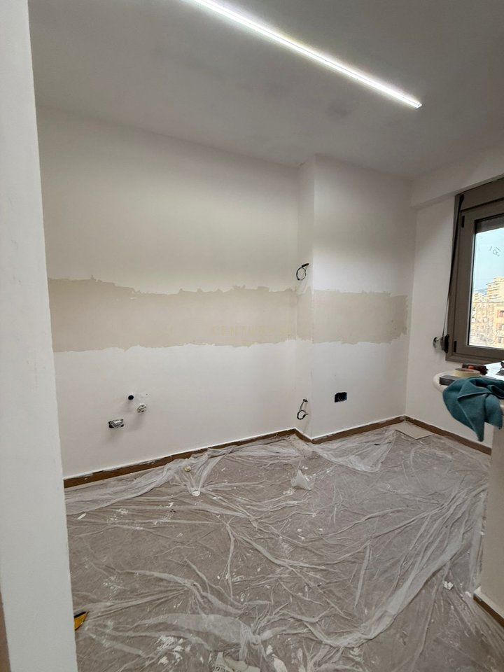SHITET APARTAMENT 2+1 – LAGJJA “24 MAJ”