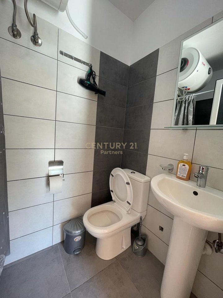 SHESIM DY GARSONJERE VIJE E DYTE NE SARANDE!