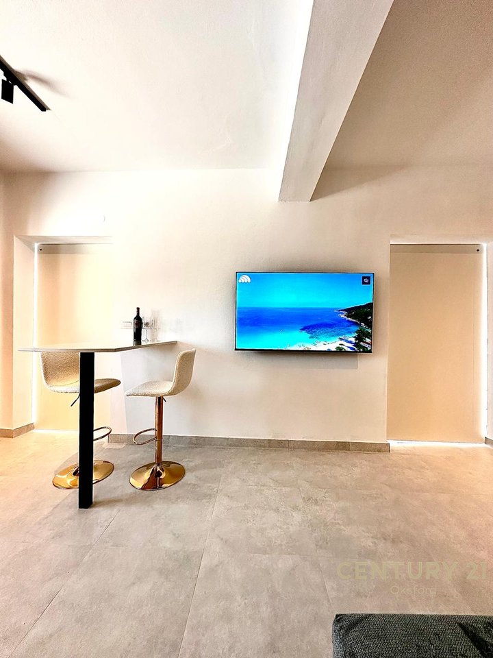 PRIVATE HOUSE FOR SALE VIRON, DELVIN