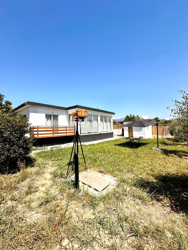 PRIVATE HOUSE FOR SALE VIRON, DELVIN