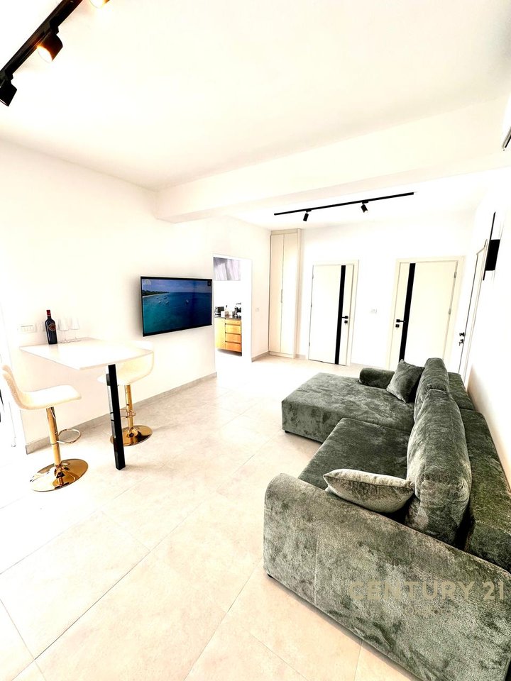 PRIVATE HOUSE FOR SALE VIRON, DELVIN