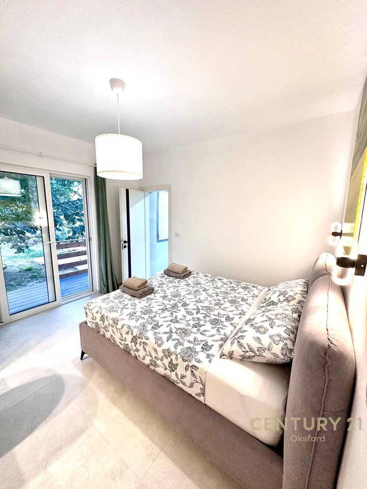 PRIVATE HOUSE FOR SALE VIRON, DELVIN