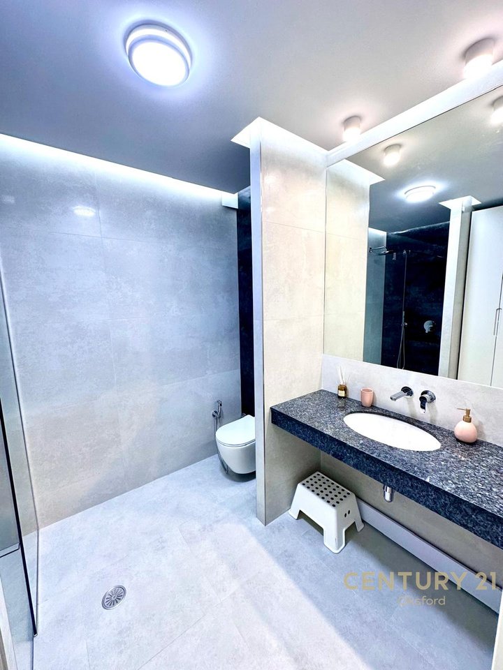 PRIVATE HOUSE FOR SALE VIRON, DELVIN