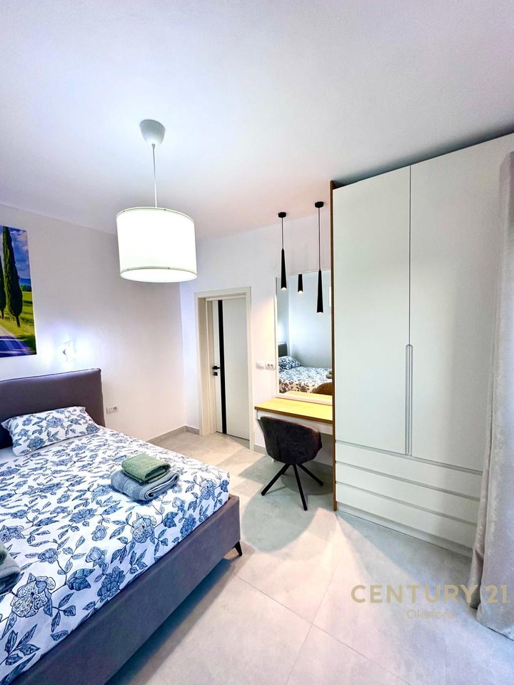 PRIVATE HOUSE FOR SALE VIRON, DELVIN