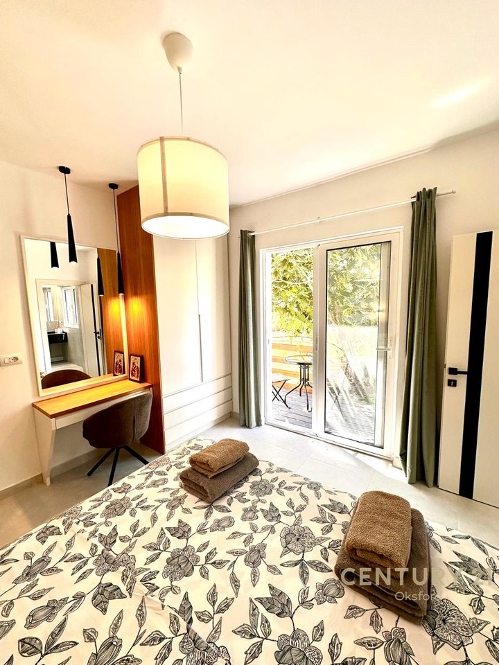 PRIVATE HOUSE FOR SALE VIRON, DELVIN