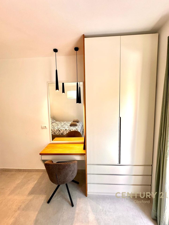 PRIVATE HOUSE FOR SALE VIRON, DELVIN