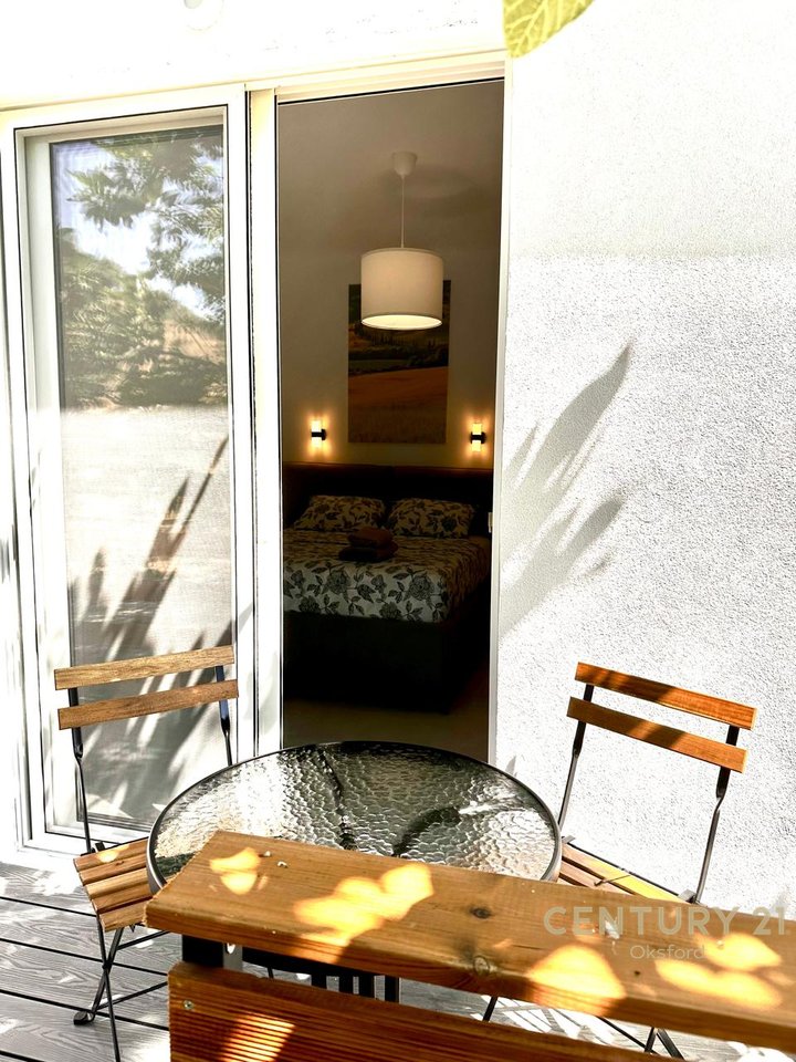 PRIVATE HOUSE FOR SALE VIRON, DELVIN