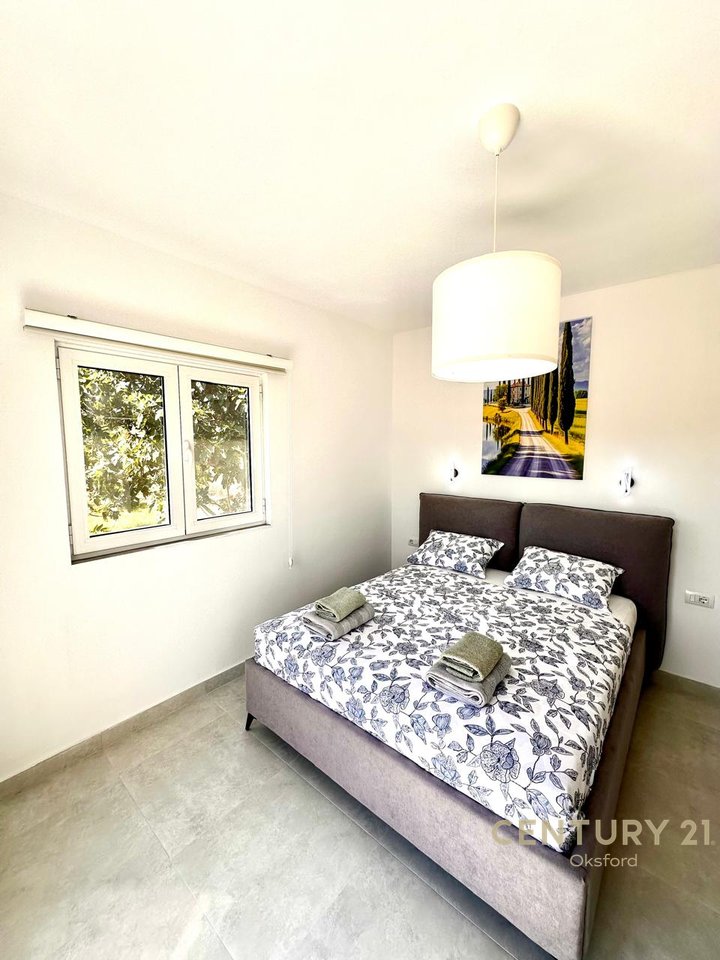 PRIVATE HOUSE FOR SALE VIRON, DELVIN