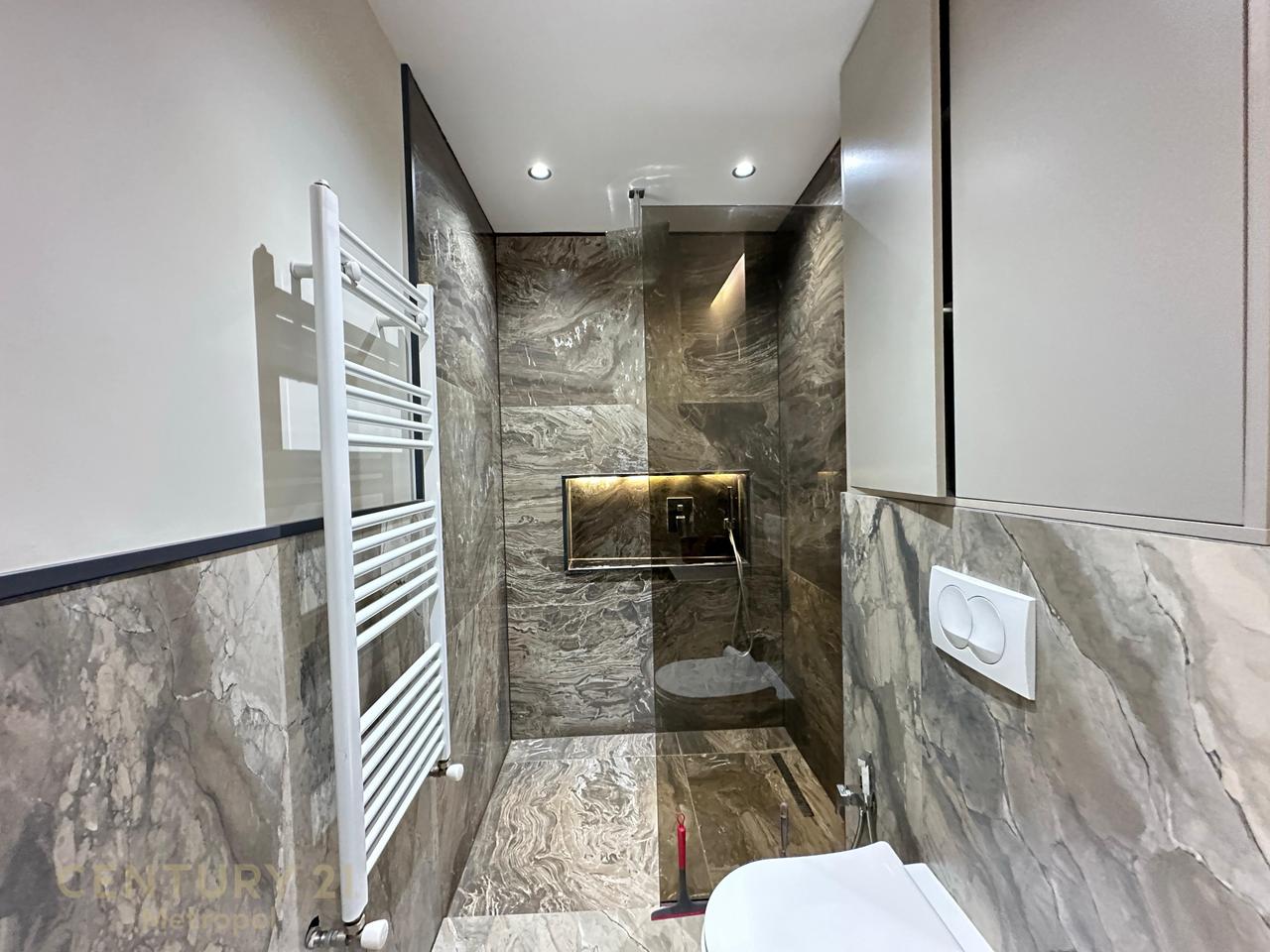 Appartamento in affitto 2+1+2 - Edificio con Freccia!