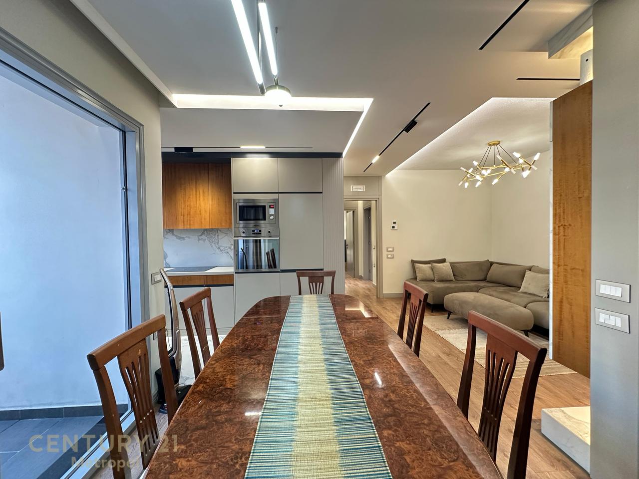 Appartamento in affitto 2+1+2 - Edificio con Freccia!